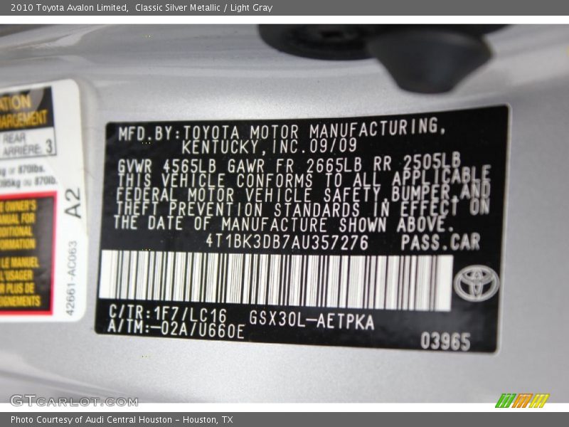 Classic Silver Metallic / Light Gray 2010 Toyota Avalon Limited