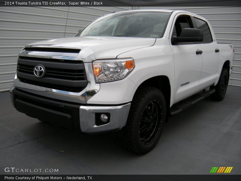 Super White / Black 2014 Toyota Tundra TSS CrewMax