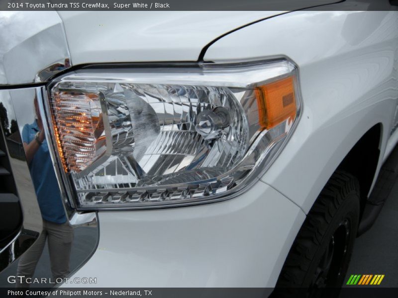 Super White / Black 2014 Toyota Tundra TSS CrewMax