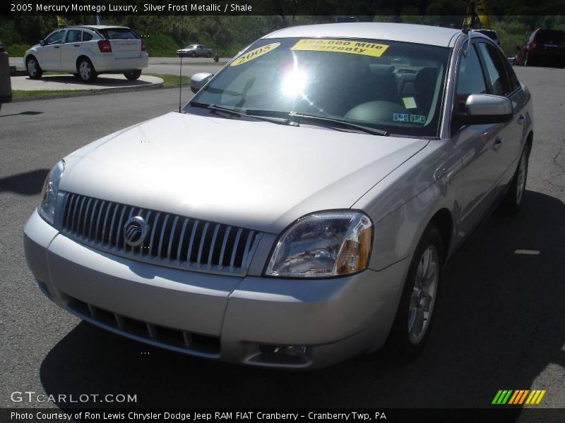 Silver Frost Metallic / Shale 2005 Mercury Montego Luxury