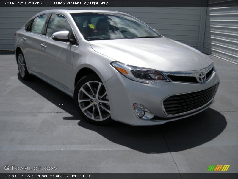 Classic Silver Metallic / Light Gray 2014 Toyota Avalon XLE