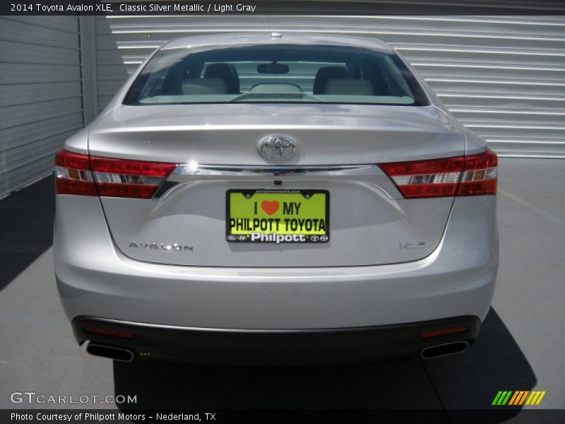 Classic Silver Metallic / Light Gray 2014 Toyota Avalon XLE