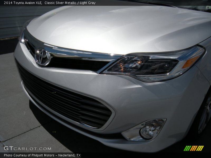 Classic Silver Metallic / Light Gray 2014 Toyota Avalon XLE