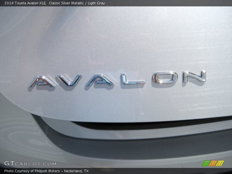 Classic Silver Metallic / Light Gray 2014 Toyota Avalon XLE