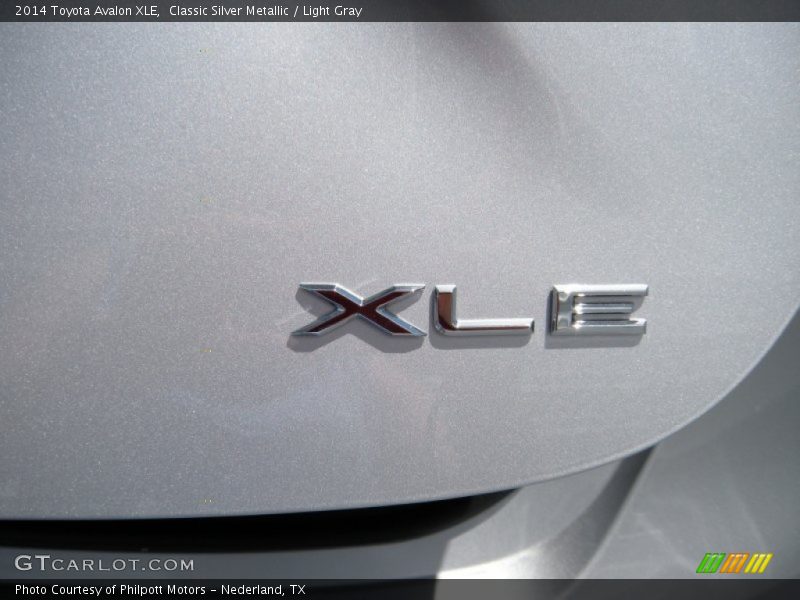 Classic Silver Metallic / Light Gray 2014 Toyota Avalon XLE