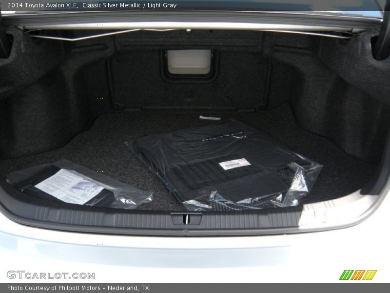 Classic Silver Metallic / Light Gray 2014 Toyota Avalon XLE