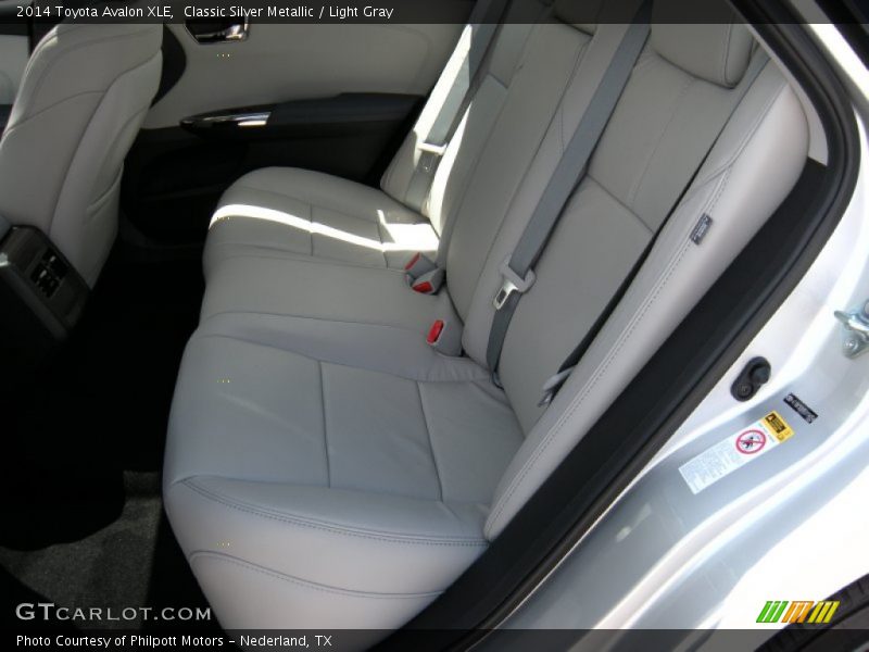 Classic Silver Metallic / Light Gray 2014 Toyota Avalon XLE
