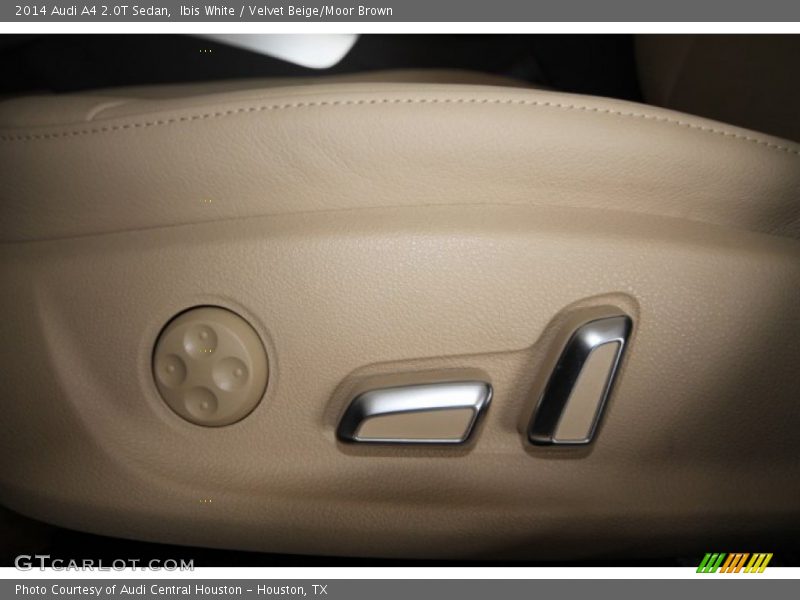 Ibis White / Velvet Beige/Moor Brown 2014 Audi A4 2.0T Sedan