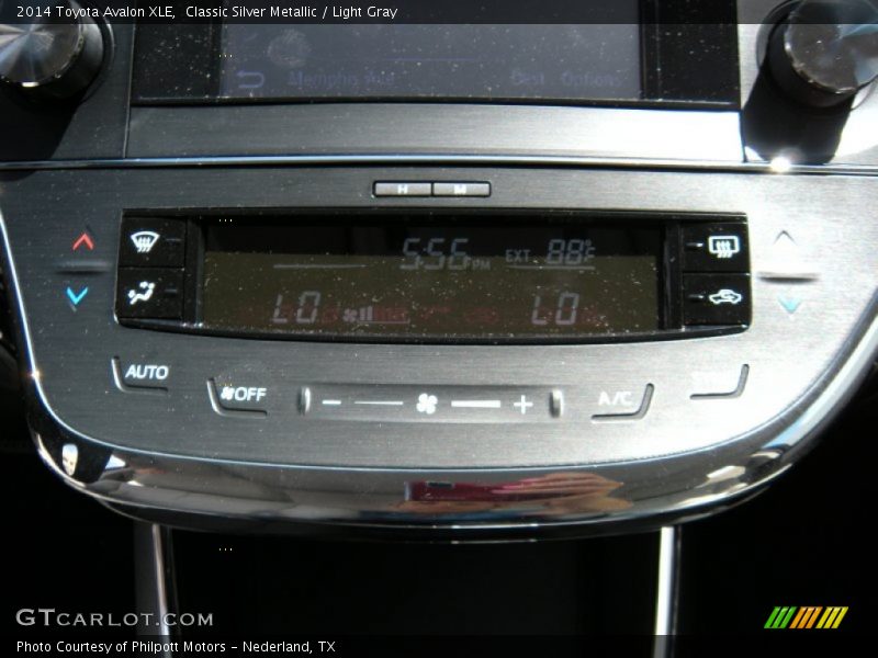 Classic Silver Metallic / Light Gray 2014 Toyota Avalon XLE