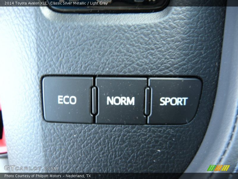 Classic Silver Metallic / Light Gray 2014 Toyota Avalon XLE