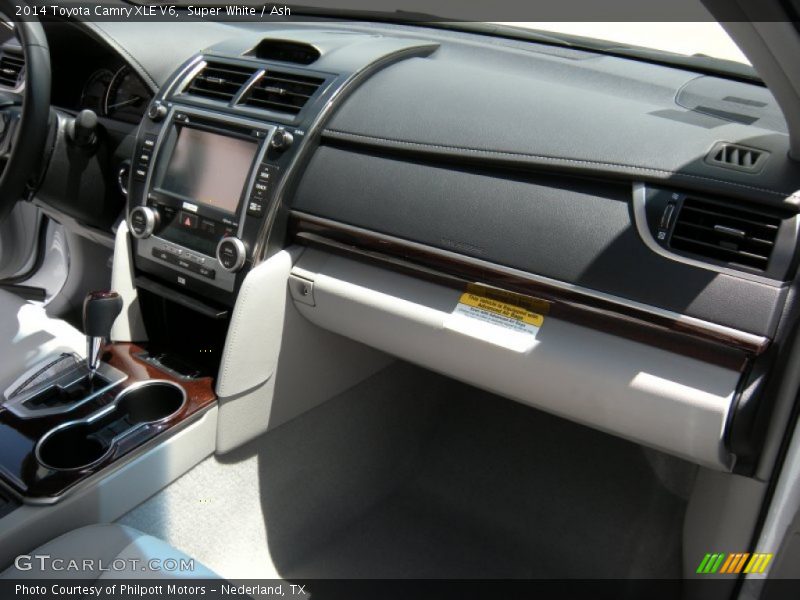 Super White / Ash 2014 Toyota Camry XLE V6