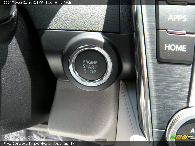Super White / Ash 2014 Toyota Camry XLE V6
