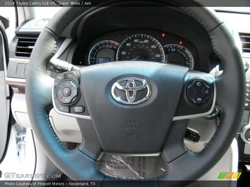 Super White / Ash 2014 Toyota Camry XLE V6
