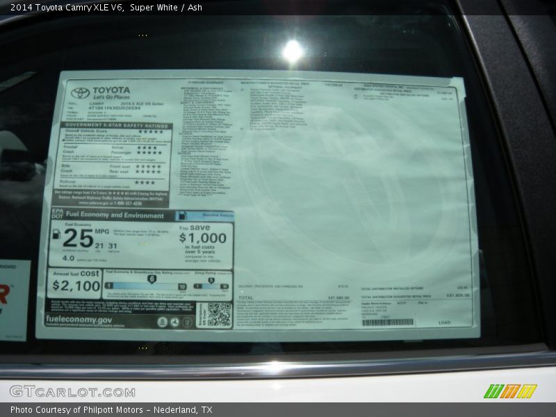 Super White / Ash 2014 Toyota Camry XLE V6