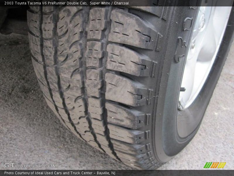 Super White / Charcoal 2003 Toyota Tacoma V6 PreRunner Double Cab