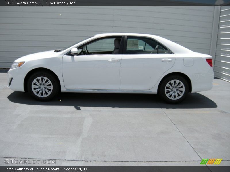 Super White / Ash 2014 Toyota Camry LE