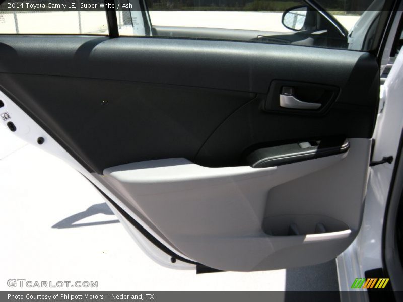 Super White / Ash 2014 Toyota Camry LE