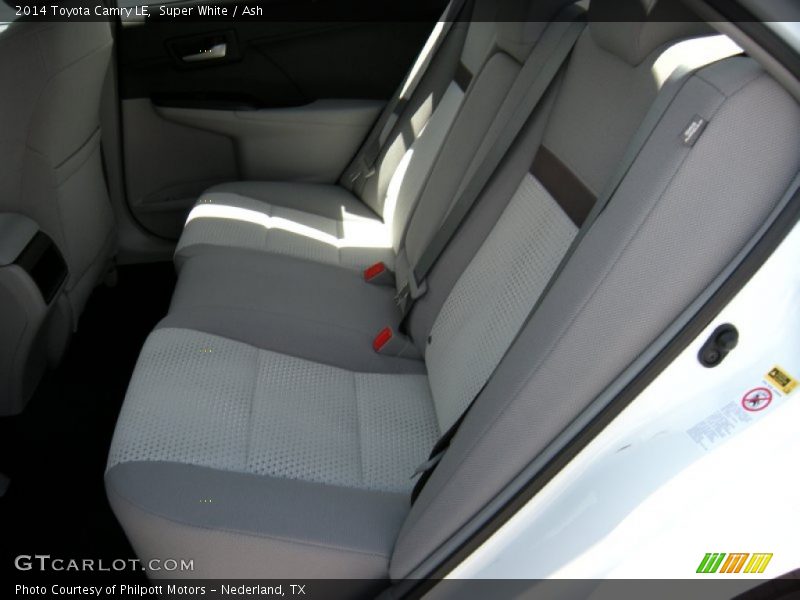 Super White / Ash 2014 Toyota Camry LE