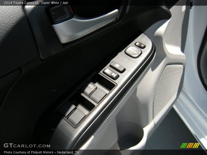 Super White / Ash 2014 Toyota Camry LE