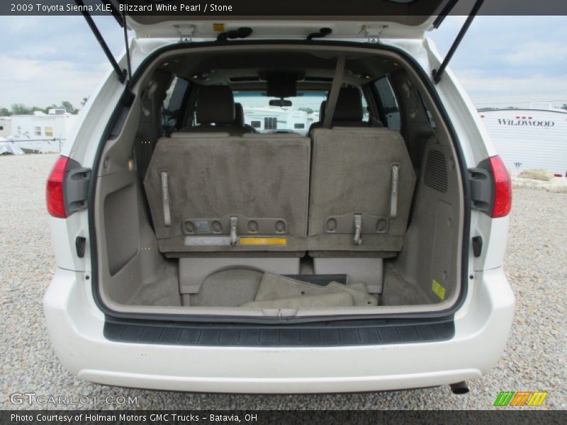 Blizzard White Pearl / Stone 2009 Toyota Sienna XLE