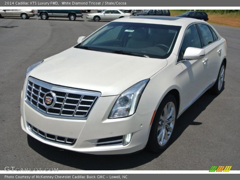 White Diamond Tricoat / Shale/Cocoa 2014 Cadillac XTS Luxury FWD