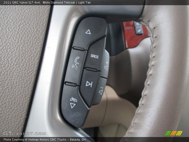 White Diamond Tintcoat / Light Tan 2011 GMC Yukon SLT 4x4