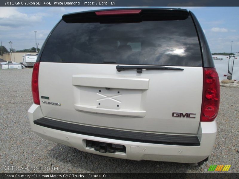 White Diamond Tintcoat / Light Tan 2011 GMC Yukon SLT 4x4