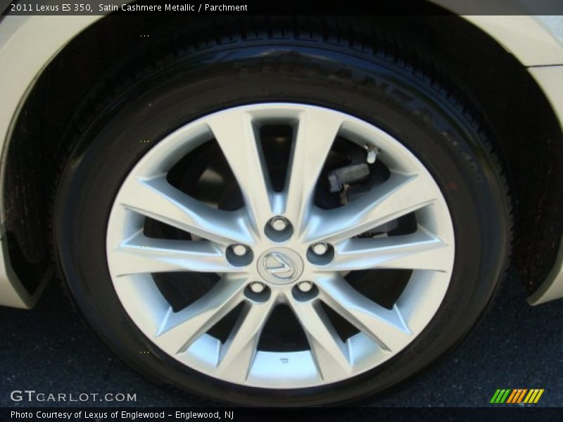Satin Cashmere Metallic / Parchment 2011 Lexus ES 350