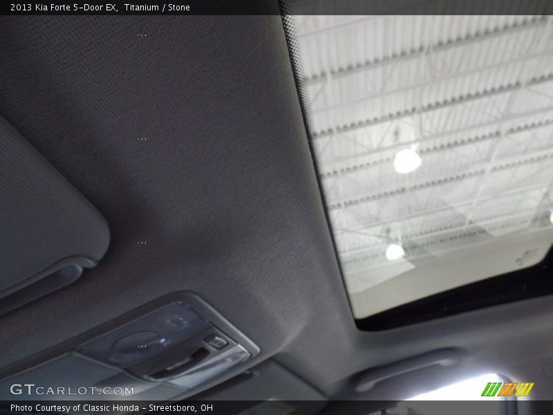 Titanium / Stone 2013 Kia Forte 5-Door EX