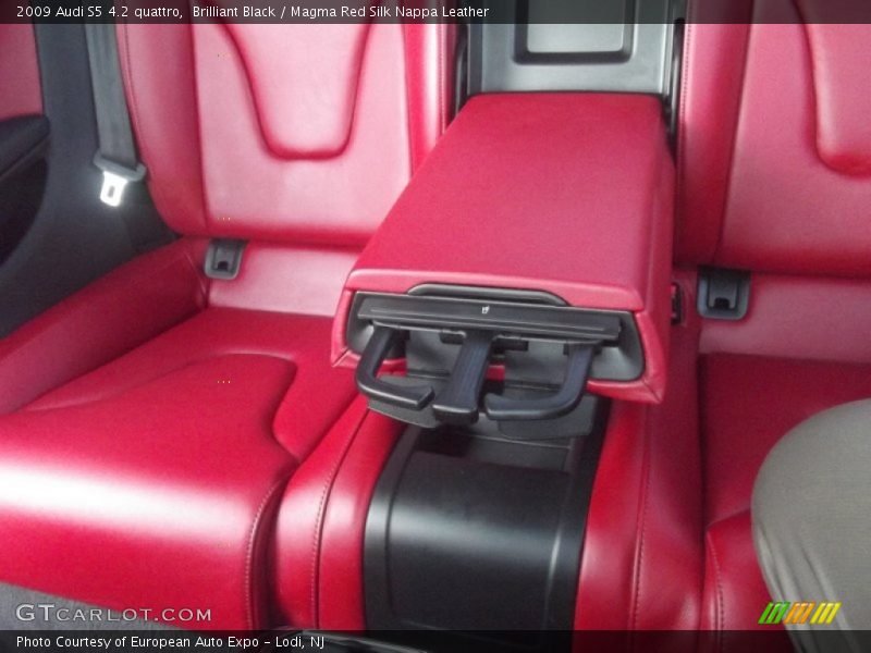 Brilliant Black / Magma Red Silk Nappa Leather 2009 Audi S5 4.2 quattro