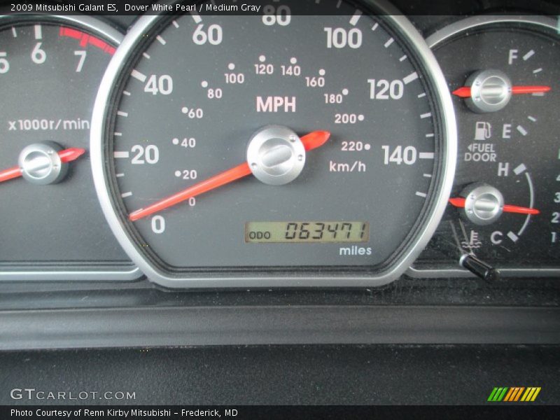 Dover White Pearl / Medium Gray 2009 Mitsubishi Galant ES
