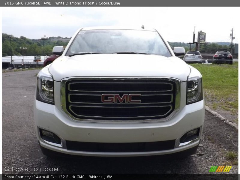White Diamond Tricoat / Cocoa/Dune 2015 GMC Yukon SLT 4WD