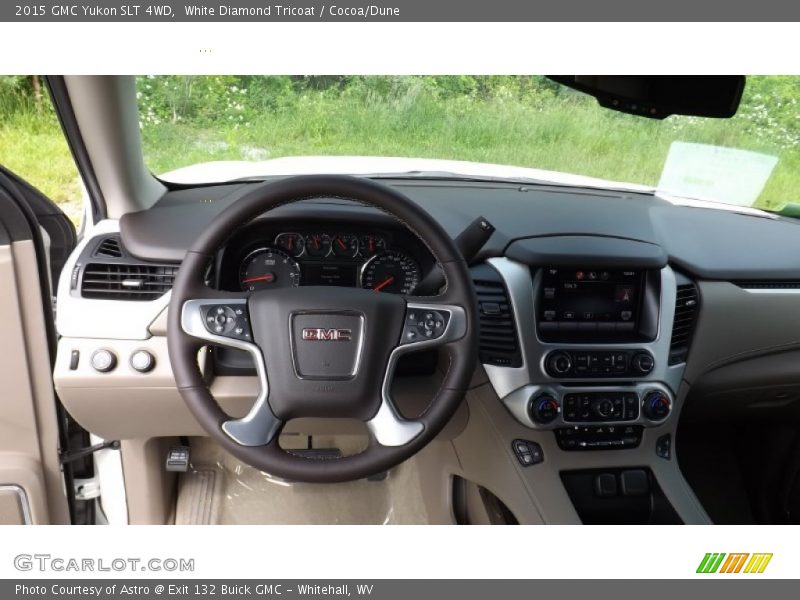 White Diamond Tricoat / Cocoa/Dune 2015 GMC Yukon SLT 4WD
