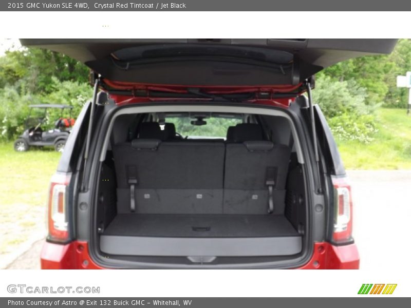  2015 Yukon SLE 4WD Trunk