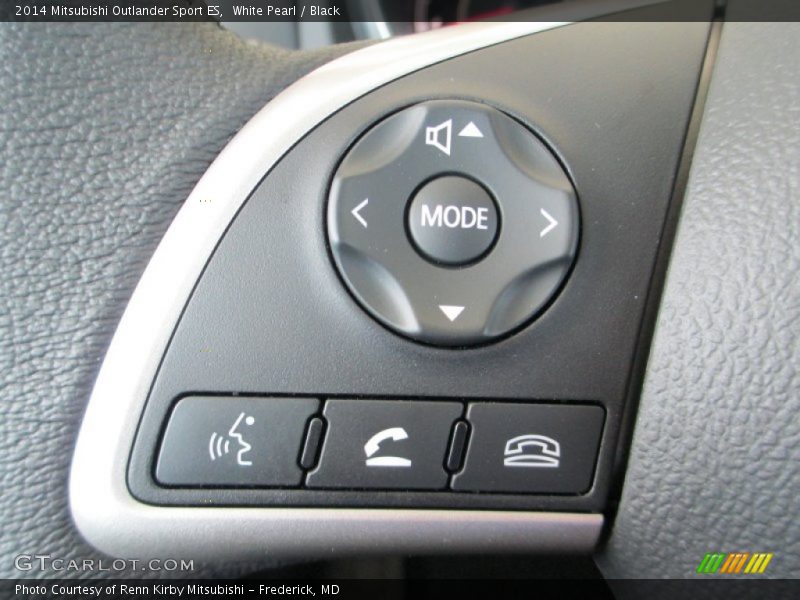 White Pearl / Black 2014 Mitsubishi Outlander Sport ES