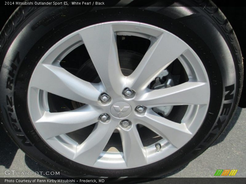 White Pearl / Black 2014 Mitsubishi Outlander Sport ES
