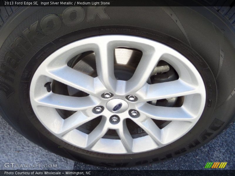 Ingot Silver Metallic / Medium Light Stone 2013 Ford Edge SE