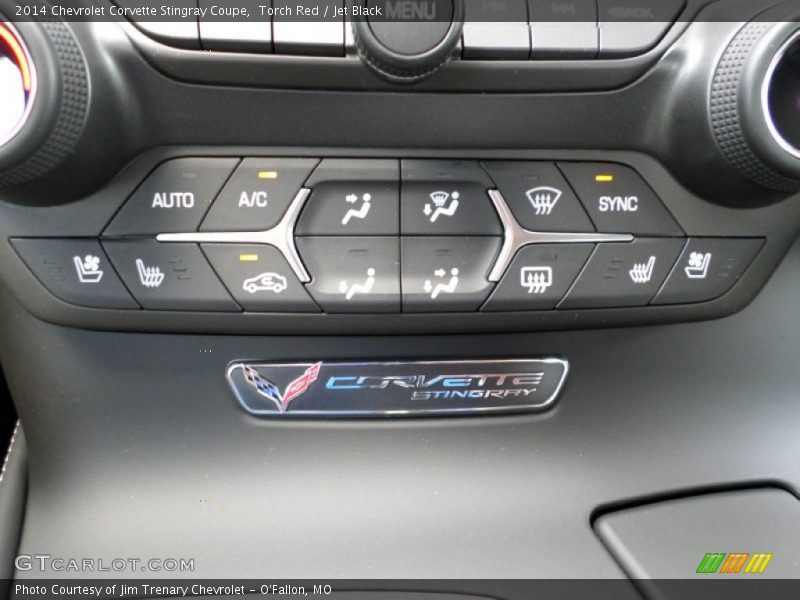 Controls of 2014 Corvette Stingray Coupe