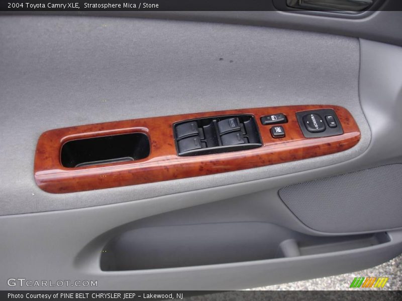Stratosphere Mica / Stone 2004 Toyota Camry XLE