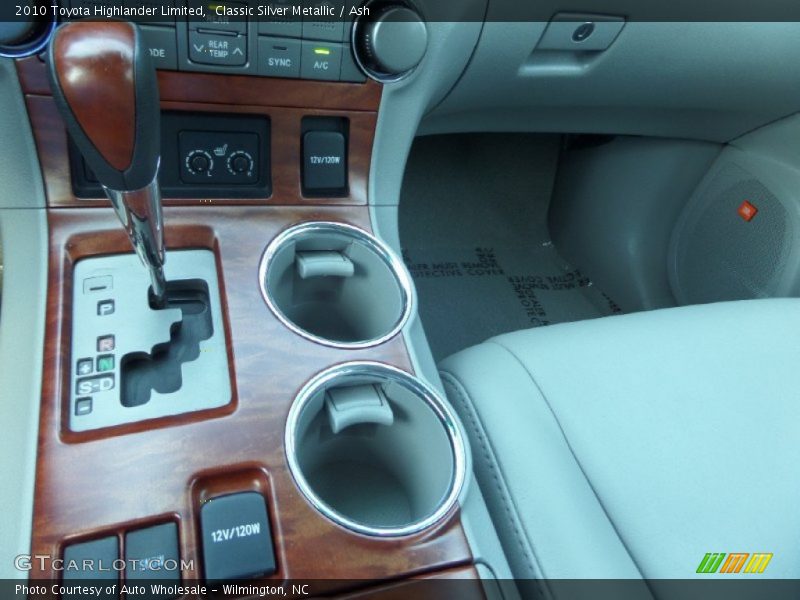 Classic Silver Metallic / Ash 2010 Toyota Highlander Limited