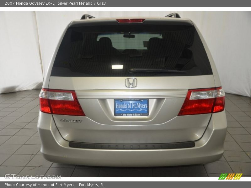 Silver Pearl Metallic / Gray 2007 Honda Odyssey EX-L