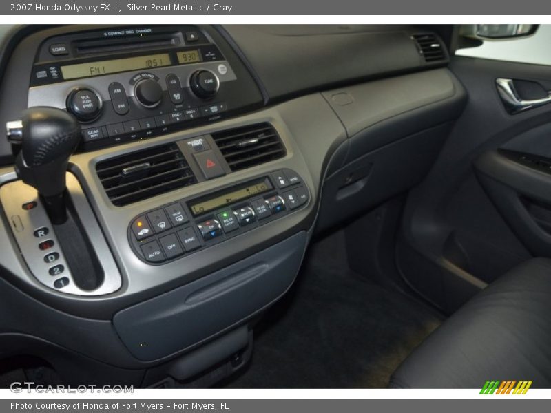 Silver Pearl Metallic / Gray 2007 Honda Odyssey EX-L