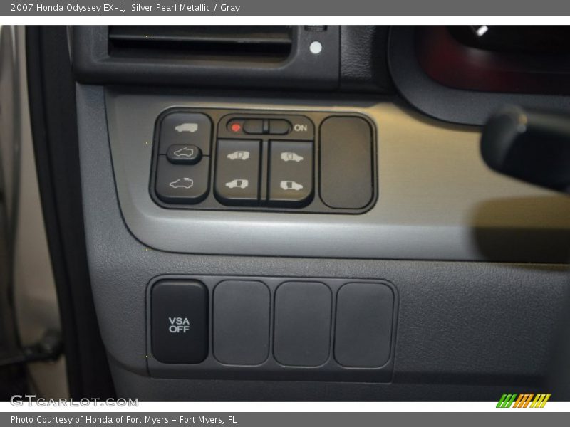 Silver Pearl Metallic / Gray 2007 Honda Odyssey EX-L