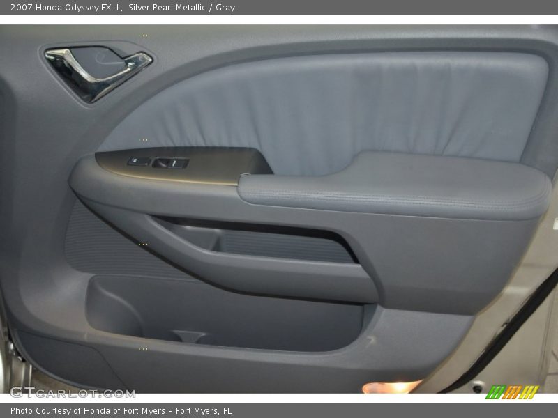 Silver Pearl Metallic / Gray 2007 Honda Odyssey EX-L