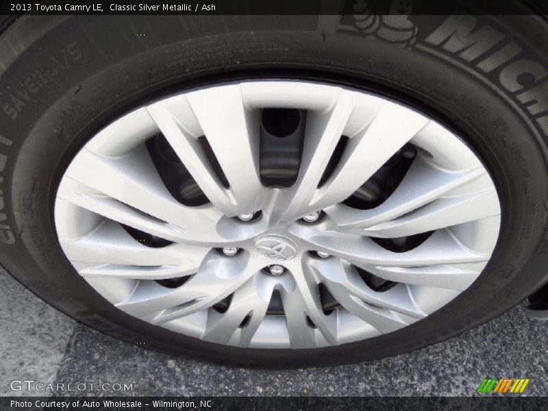 Classic Silver Metallic / Ash 2013 Toyota Camry LE