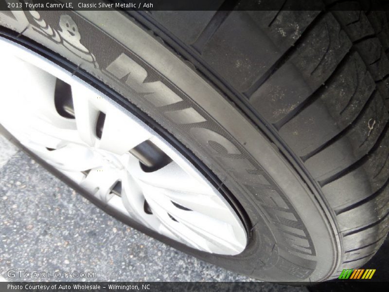 Classic Silver Metallic / Ash 2013 Toyota Camry LE