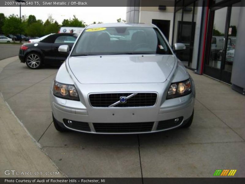 Silver Metallic / Off-Black 2007 Volvo S40 T5