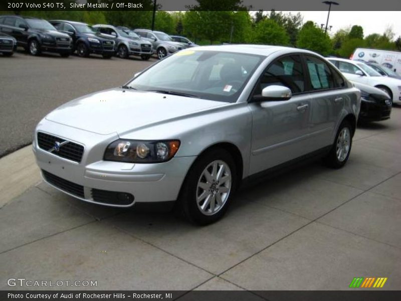 Silver Metallic / Off-Black 2007 Volvo S40 T5