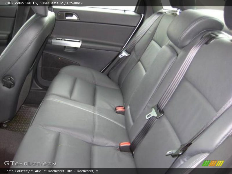 Silver Metallic / Off-Black 2007 Volvo S40 T5