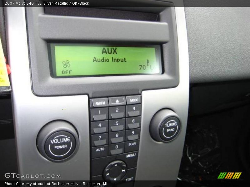 Silver Metallic / Off-Black 2007 Volvo S40 T5